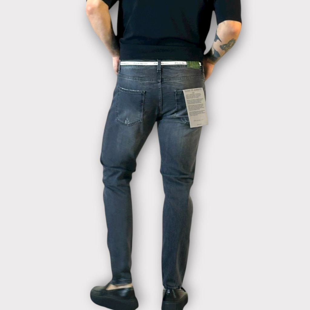 IMG 3333 Takeshy Kurosawa Jean New Black