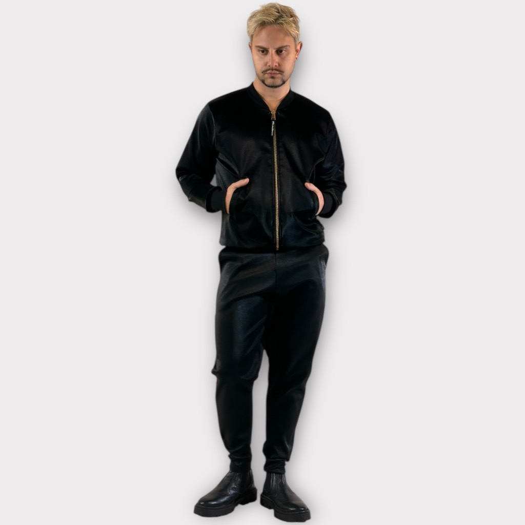 IMG 4216 Takeshy Kurosawa Bomber Hammered