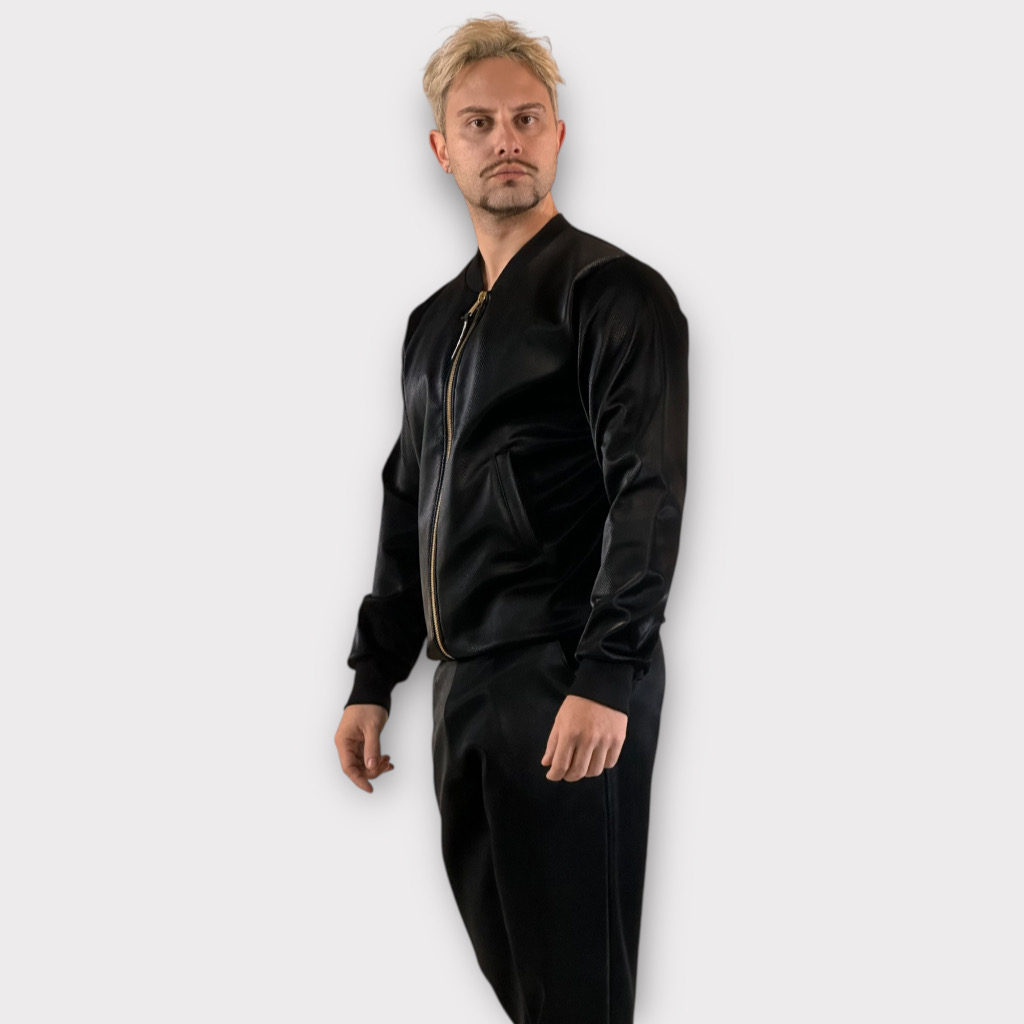 IMG 4220 Takeshy Kurosawa Bomber Hammered