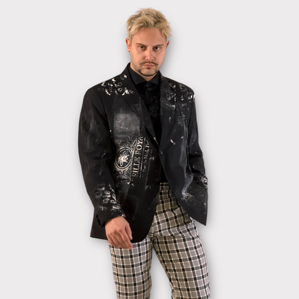 IMG 4587 Σακακι Karl Art Print 2